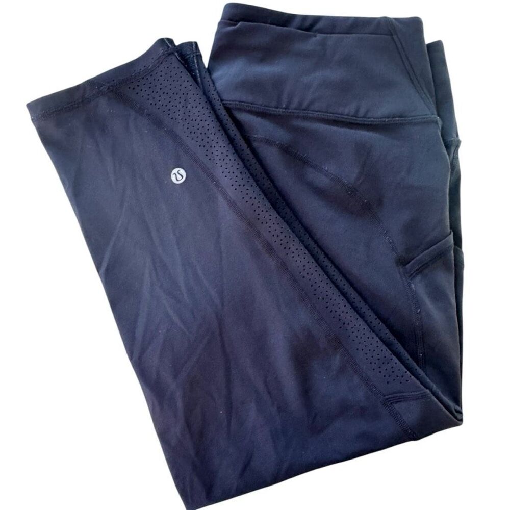 Lululemon Capri Leggings Size 10 Black Cutout Mesh Pockets